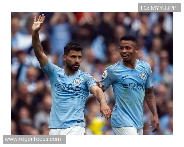 哈德斯非尔德主场迎战利物浦决战英超争夺激烈展开